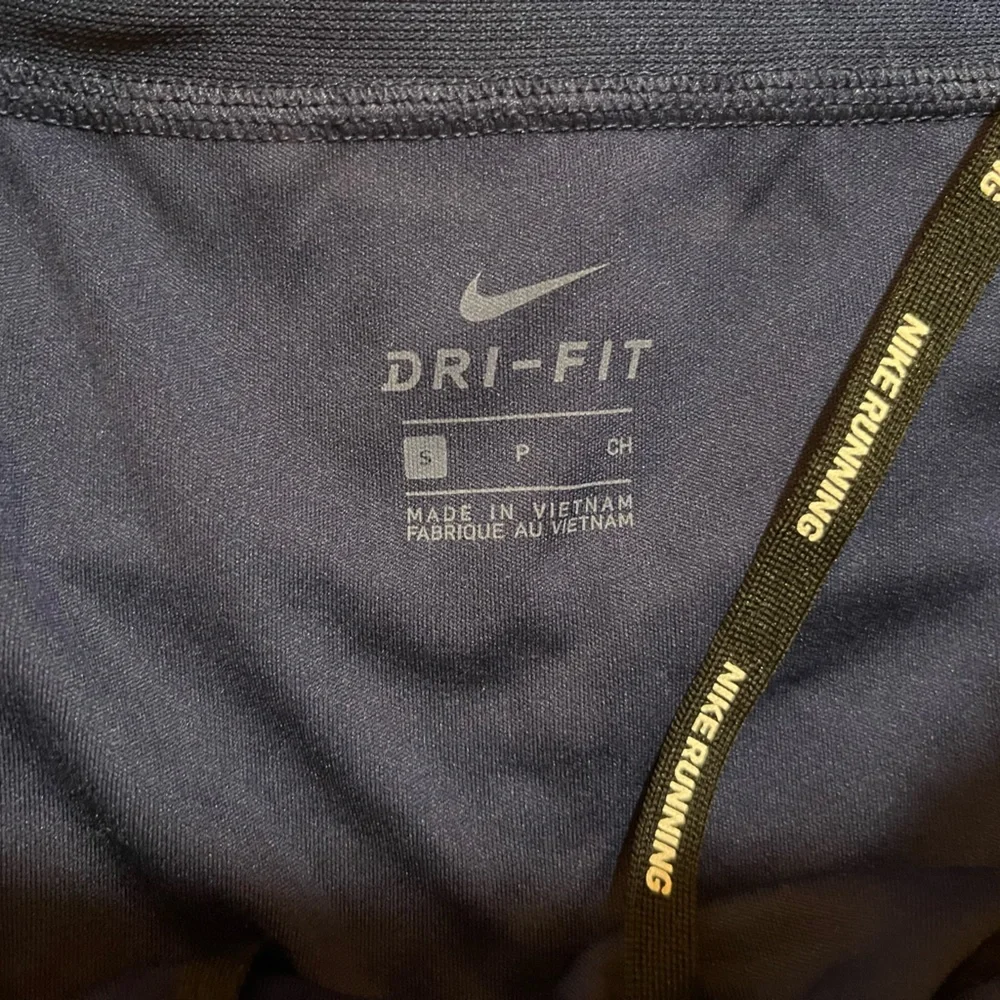 NIKE running shorts, DRI-FIT - Picture 5 of 5